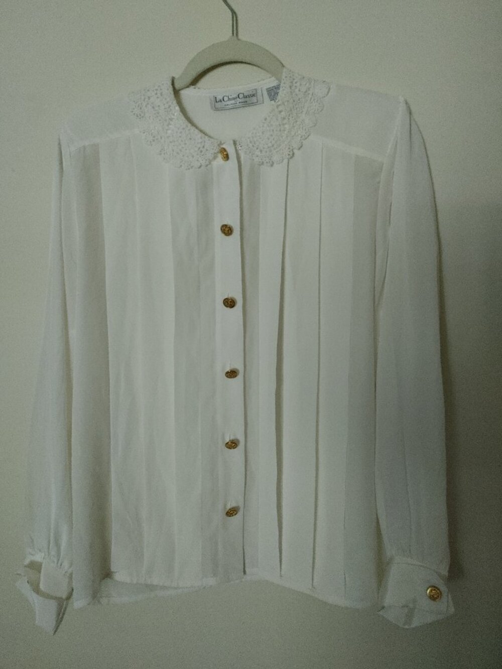 Vintage La Chine Classic by Galinda Wang Size 8 Women's Cream Dress Shirt